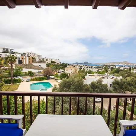 Gorgeous Villa With Balcony, Sea And Nature View, Shared Pool And Backyard In Bodrum Apartmán *