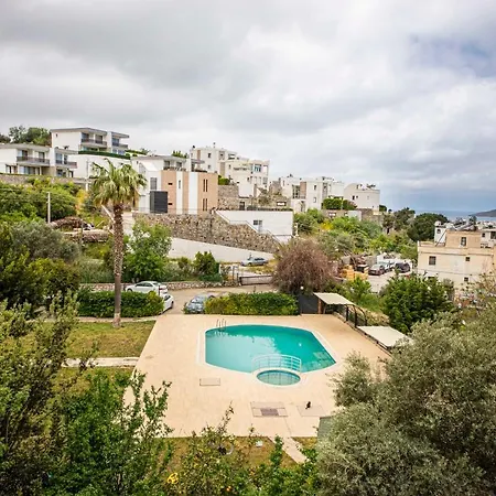 公寓 Gorgeous Villa With Balcony, Sea And Nature View, Shared Pool And Backyard In Bodrum